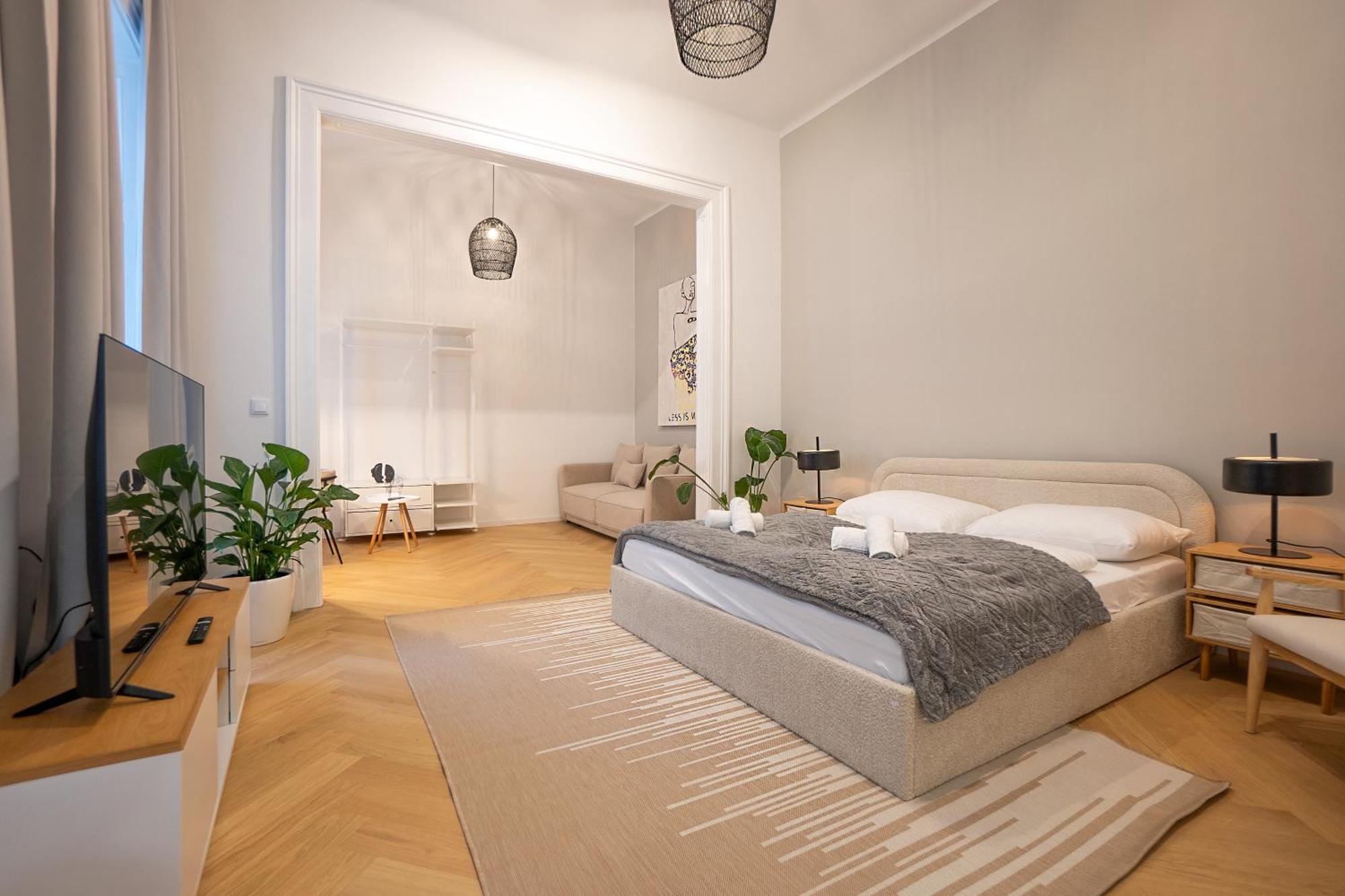 Spacious 110М2 Flat In The City Center Виена Екстериор снимка